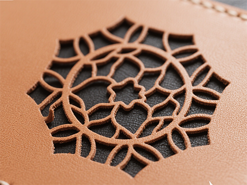 Wizualny kontroler lasera i niewizualny kontroler lasera.